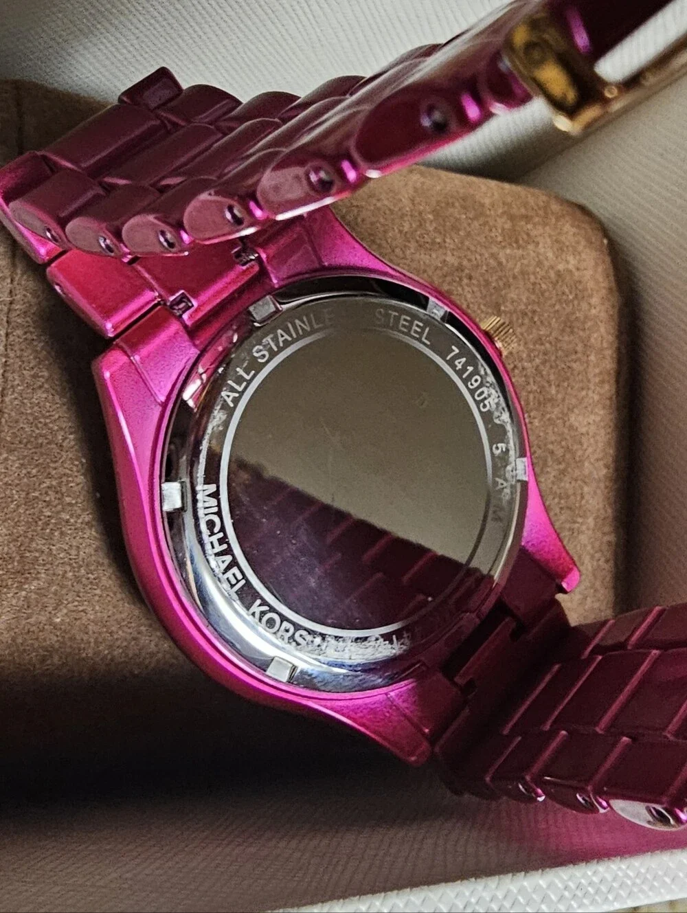 Michael Kors Slim Runway Quartz Pink Dial Ladies Watch MK4414.